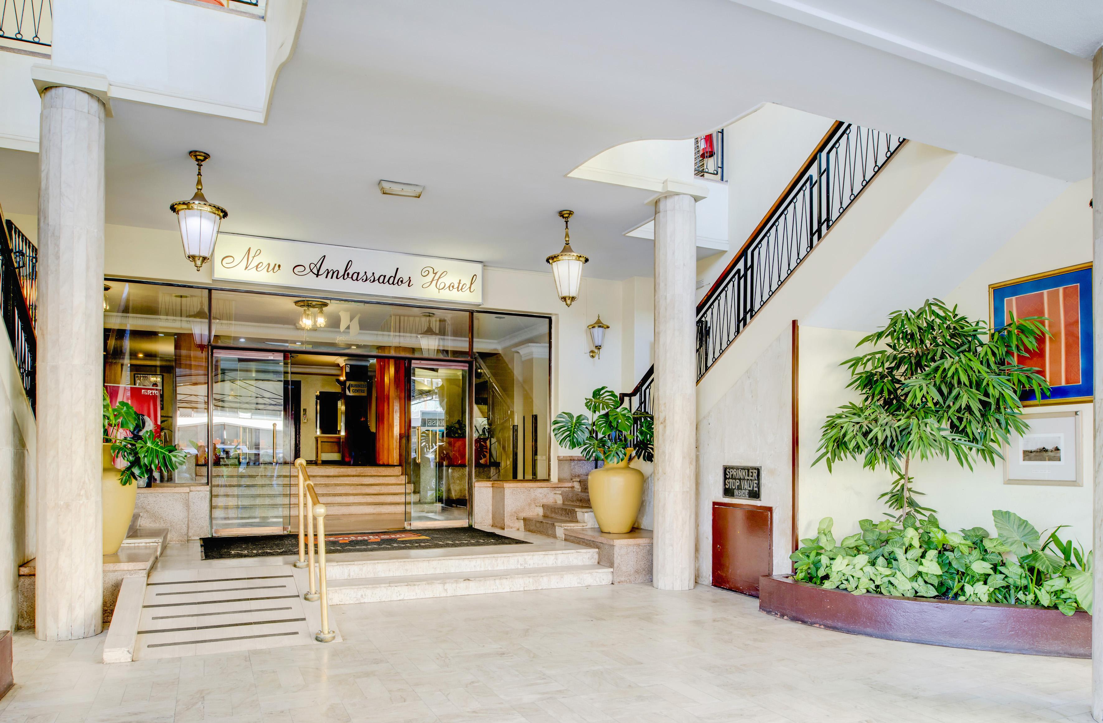 New Ambassador Hotel Χαράρε Εξωτερικό φωτογραφία
