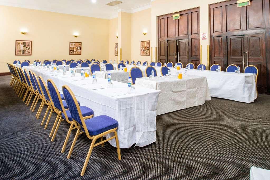 New Ambassador Hotel Χαράρε Ανέσεις φωτογραφία